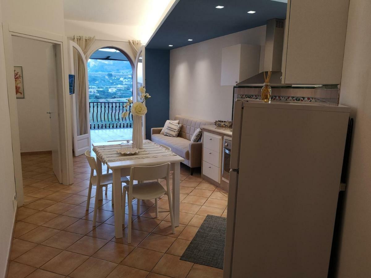 فيلا Casa Vacanze Baia Di Guidaloca كاستيلاّماري ديل غو المظهر الخارجي الصورة